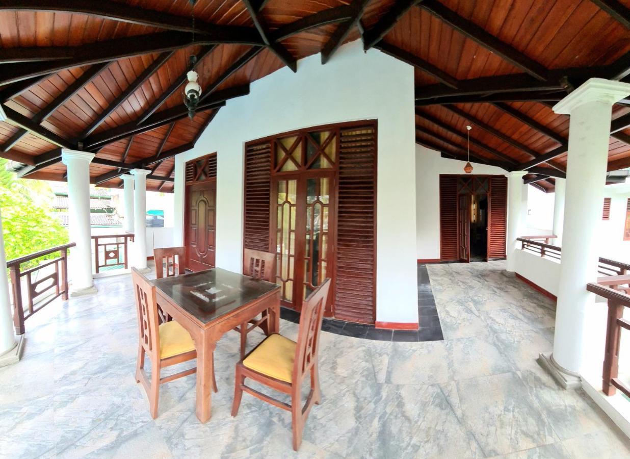 Golden Relax Villa With Pool, Restaurant & European Service Eramudugaha Kültér fotó