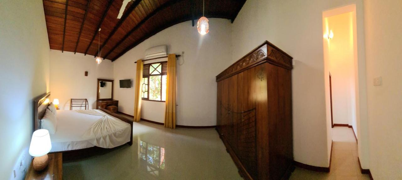 Golden Relax Villa With Pool, Restaurant & European Service Eramudugaha Kültér fotó